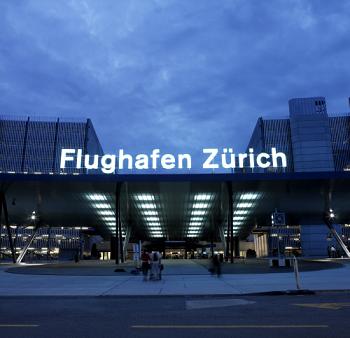 Zuerich Airport: Der Bushof